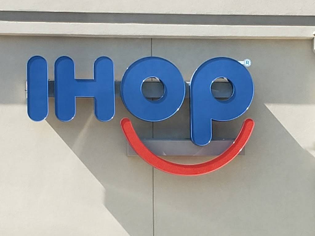 IHOP | restaurant | 24290 Liberty Harvest Ct, Sterling, VA 20166, USA | 7033270456 OR +1 703-327-0456