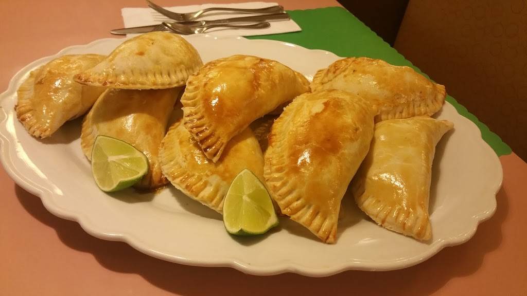 Joses Family Restaurant | restaurant | 2934 Highway Ave, Highland, IN 46322, USA | 2198384700 OR +1 219-838-4700