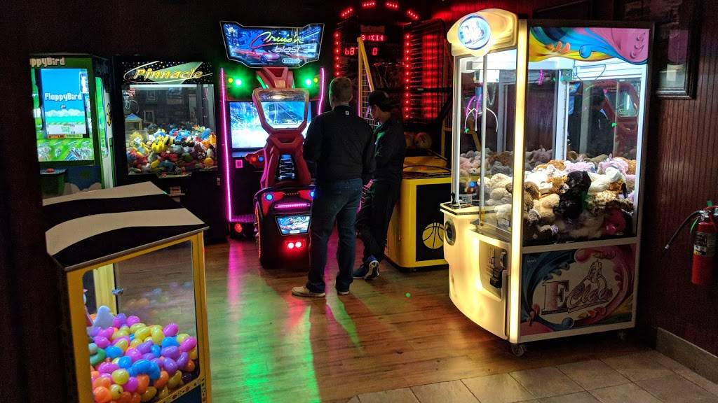 Tully’s Good Times Rochester | restaurant | Cohoes Commons, 1225 W Jefferson Rd, Rochester, NY 14623, USA | 5852728900 OR +1 585-272-8900