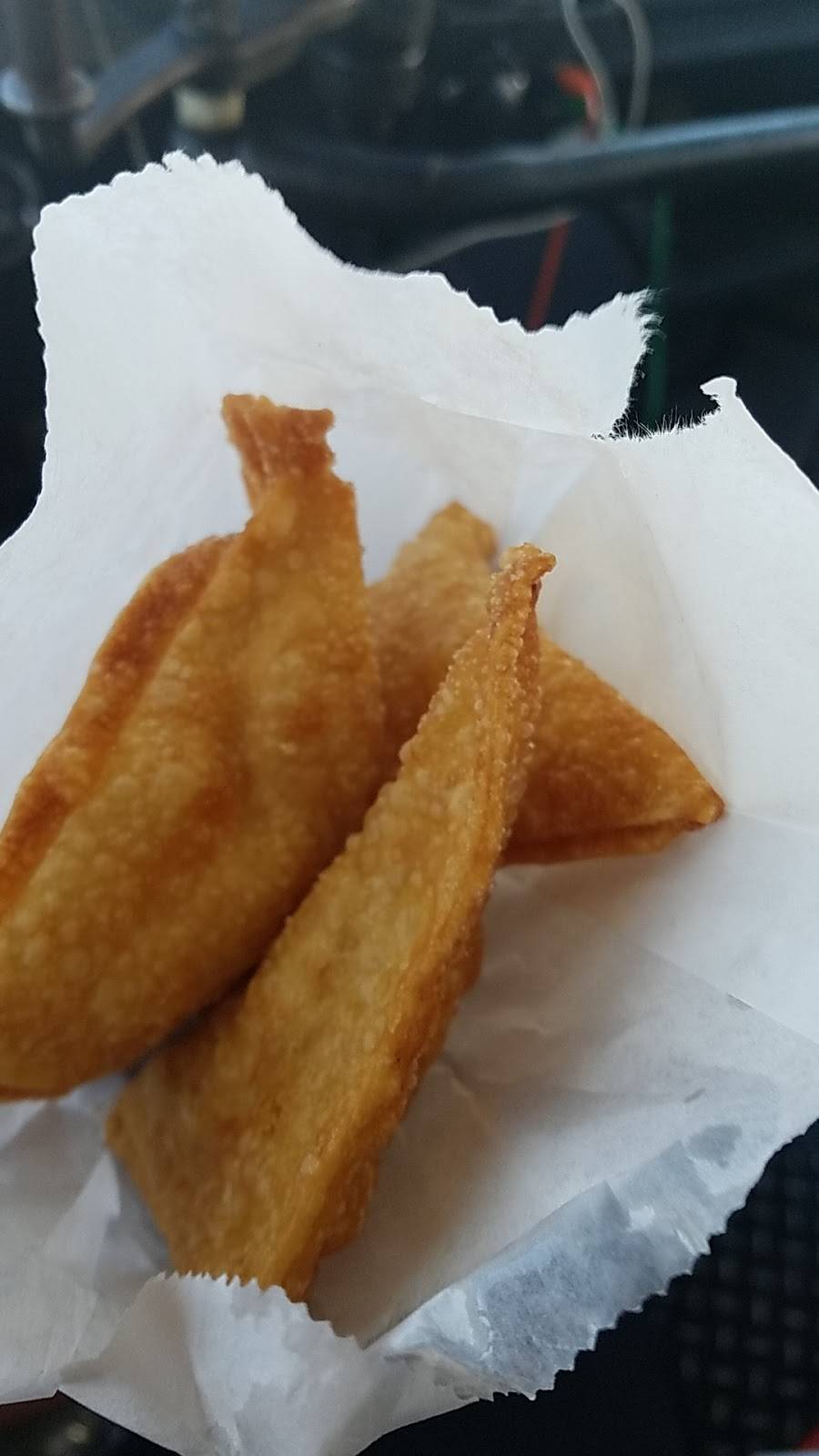 New Wok Express | restaurant | 1212 S Buckner Blvd, Dallas, TX 75217, USA | 2143982889 OR +1 214-398-2889