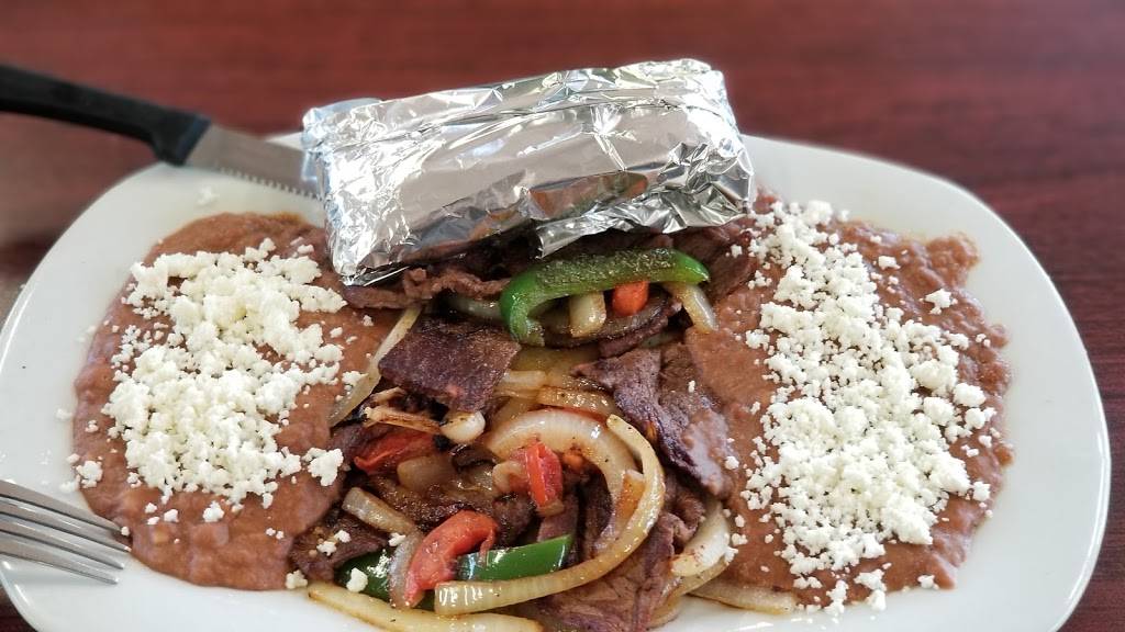 Las Chilangas | restaurant | 5014 Olivehurst Ave, Olivehurst, CA 95961, USA | 5308708148 OR +1 530-870-8148