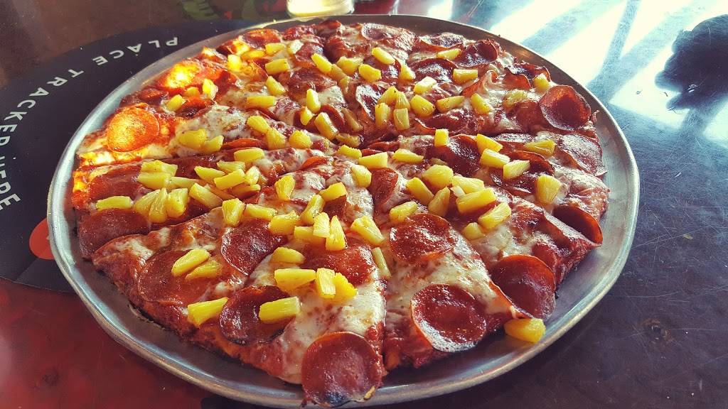 Toppers Pizza Place | restaurant | 111 E Gonzales Rd, Oxnard, CA 93036, USA | 8053854444 OR +1 805-385-4444