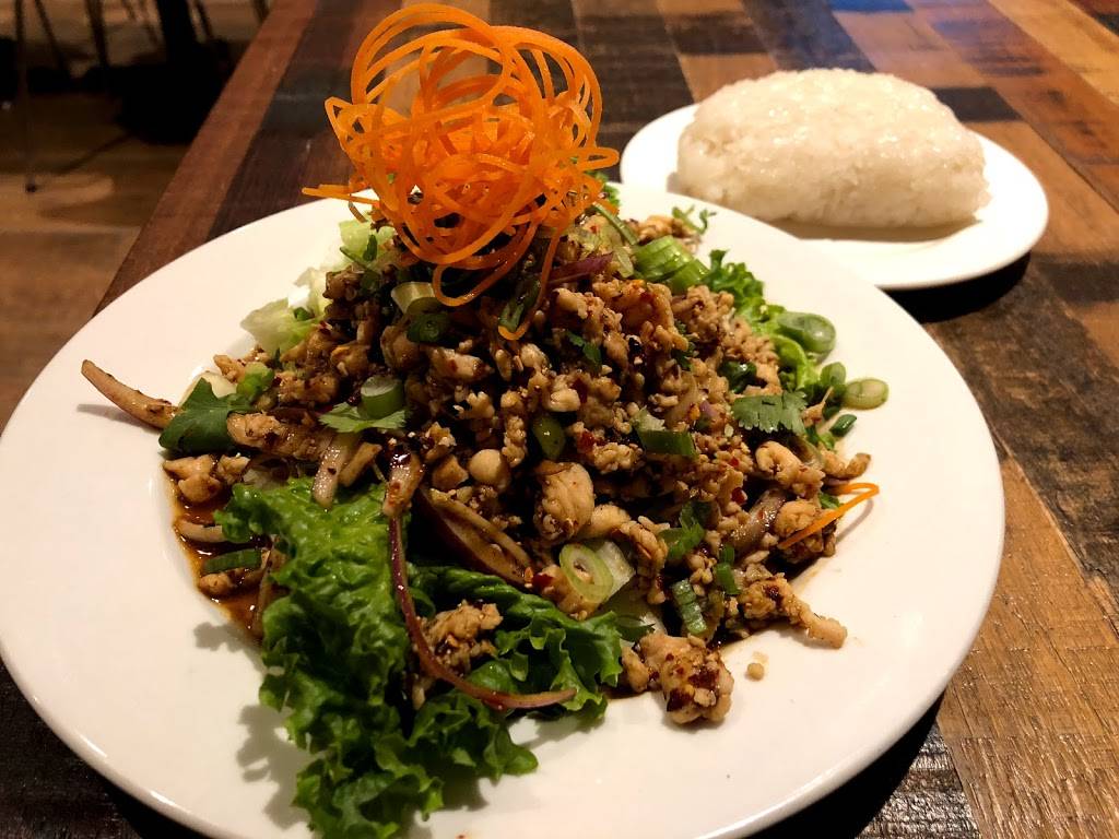 District Thai Restaurant | restaurant | 1057 N George St, York, PA 17404, USA | 7177473636 OR +1 717-747-3636