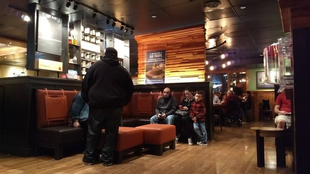 Outback Steakhouse | restaurant | 521 Davis St, Vacaville, CA 95688, USA | 7074529200 OR +1 707-452-9200