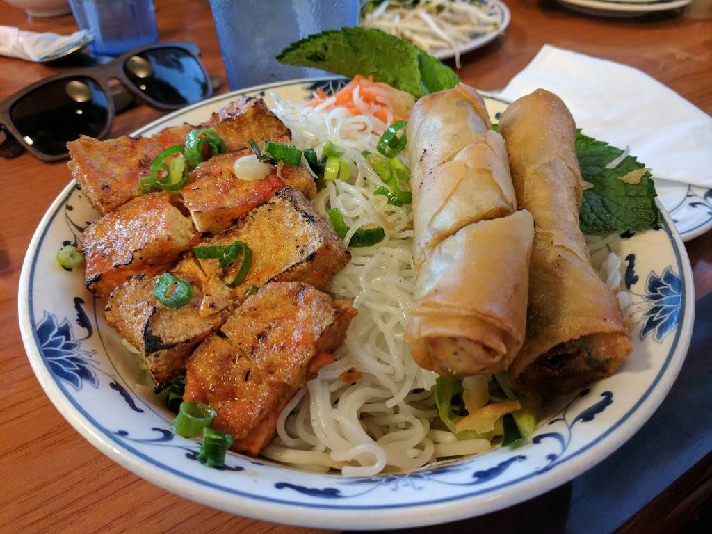 Pho Ca Dao & Grill | restaurant | 11808 Rancho Bernardo Rd #100, San Diego, CA 92128, USA | 8584518820 OR +1 858-451-8820