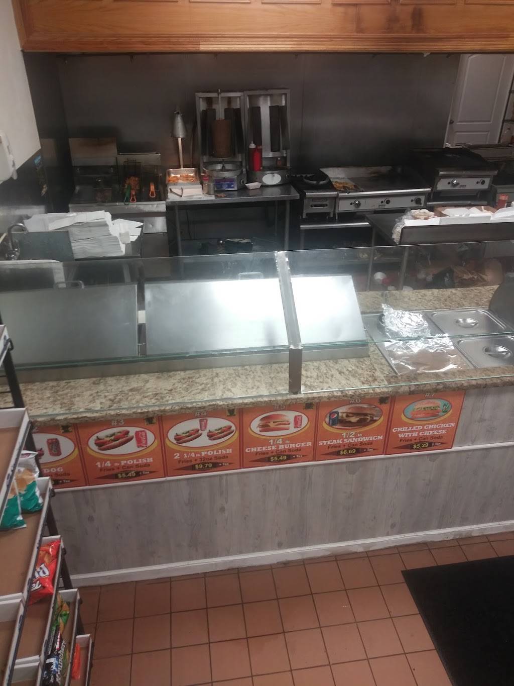 Sammys | restaurant | 1241 N Clybourn Ave, Chicago, IL 60610, USA | 3122667290 OR +1 312-266-7290