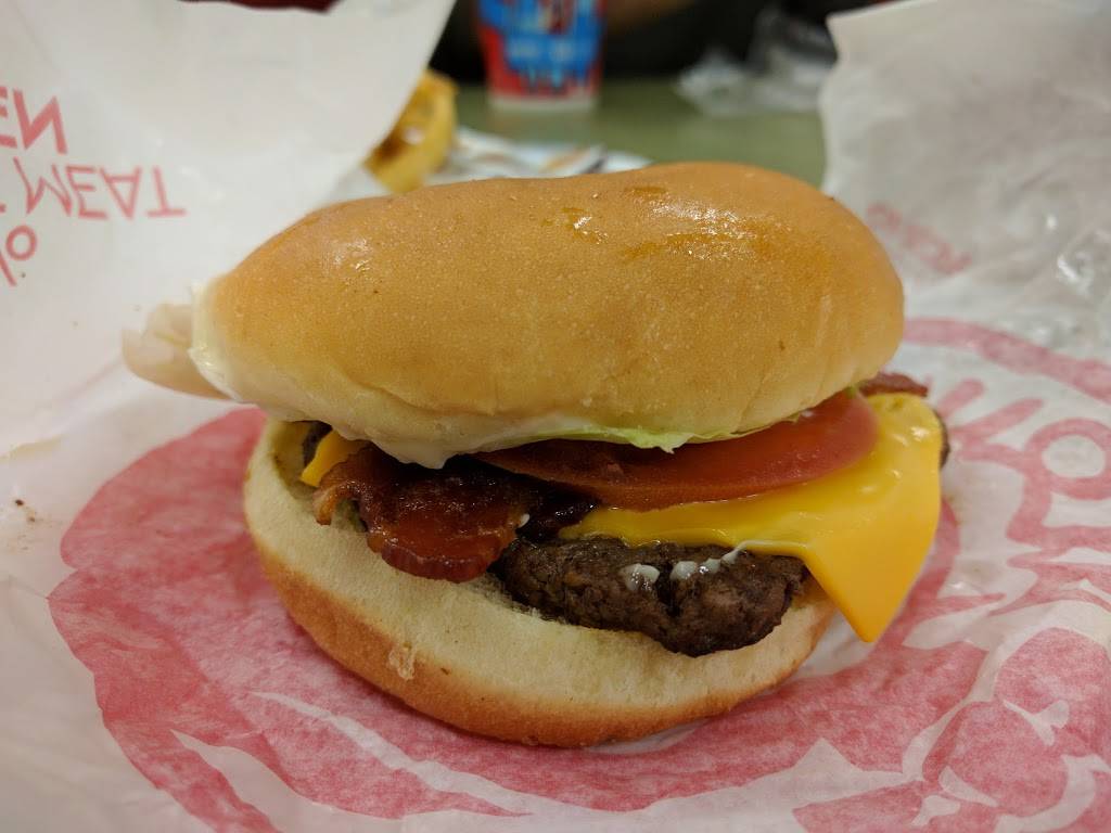 Wendys | restaurant | 6243 Glenway Ave, Cincinnati, OH 45211, USA | 5134817366 OR +1 513-481-7366