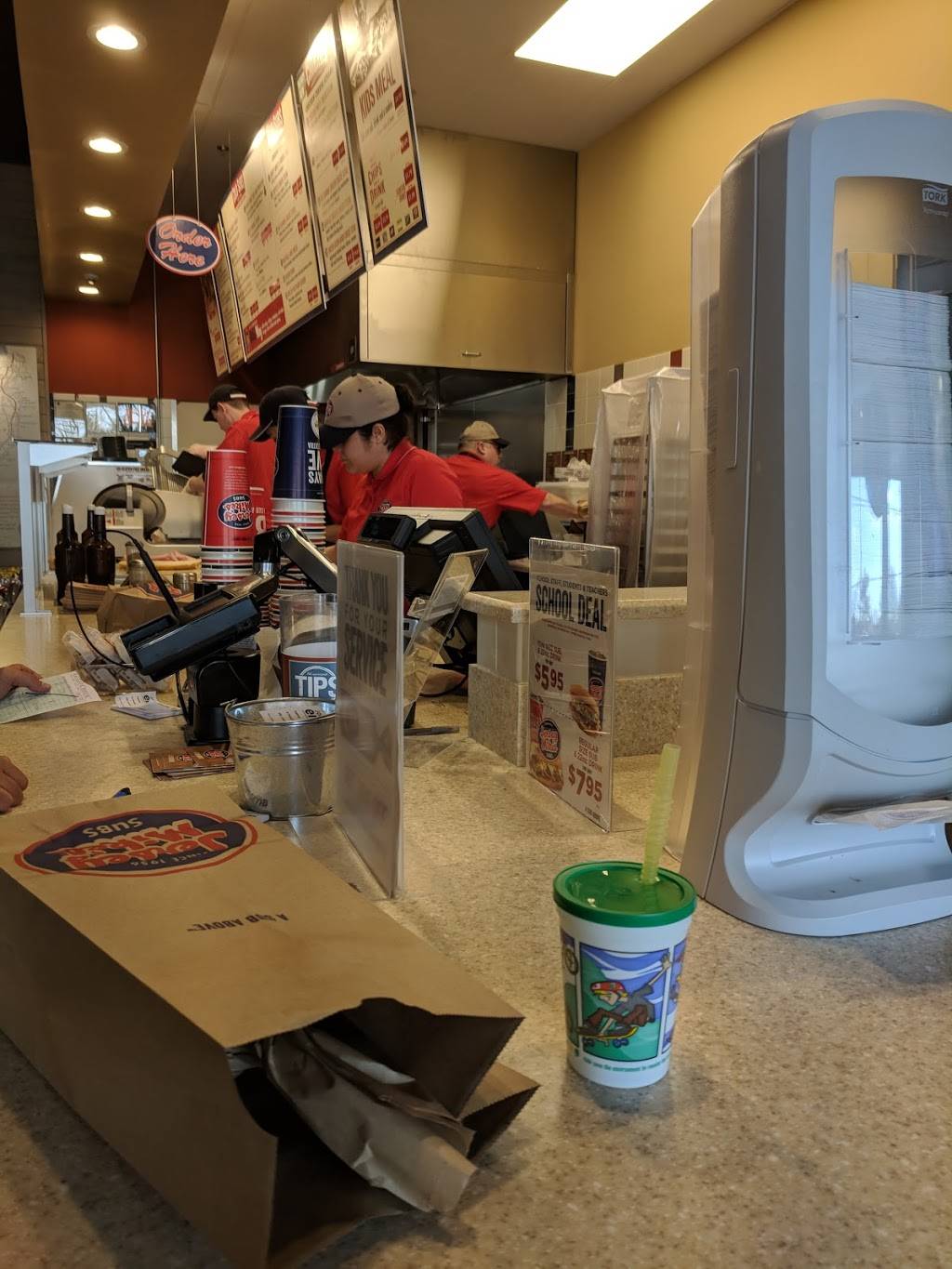 Jersey Mikes Subs | restaurant | 5050 Sunrise Hwy, Massapequa Park, NY 11762, USA | 5165900791 OR +1 516-590-0791