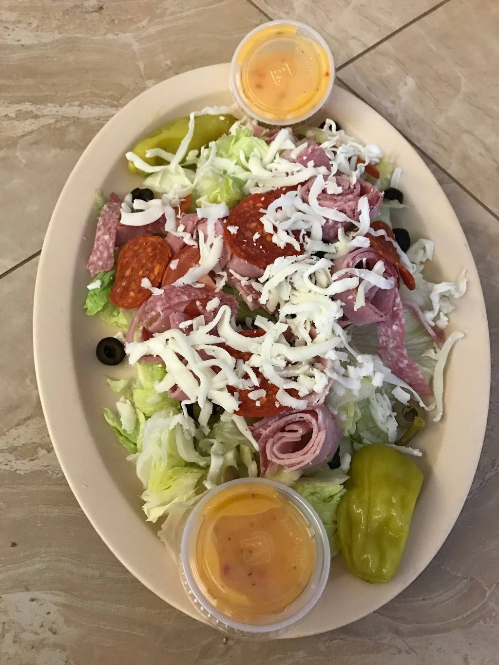 Luckys Pizza | restaurant | 6630 W Cactus Rd B108, Glendale, AZ 85304, USA | 6238787888 OR +1 623-878-7888