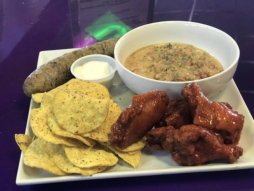 LaRouxs Creole Cafe and Daiquiri Bar | restaurant | 2001 SE Green Oaks Blvd, Arlington, TX 76018, USA | 6824100009 OR +1 682-410-0009