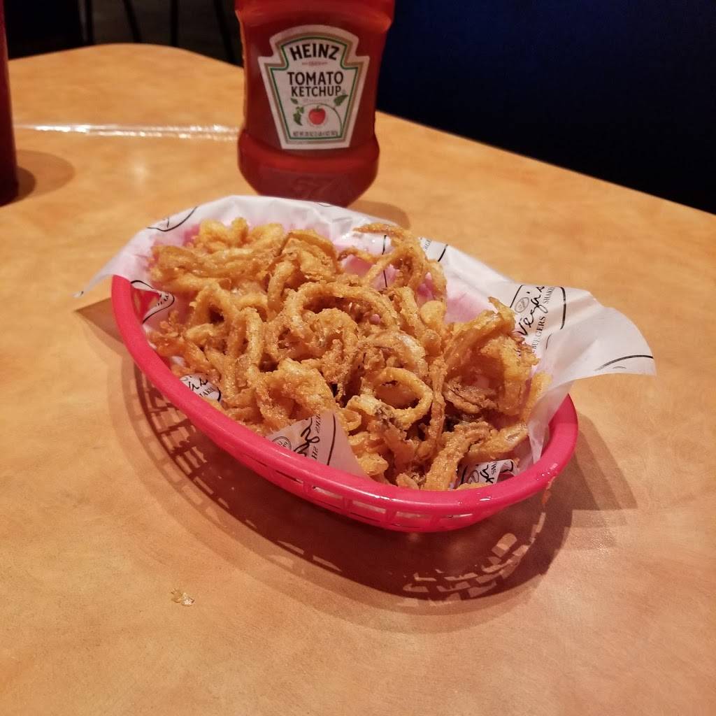 Desi Vegas Prime Burgers & Shakes | restaurant | 1640 Hickory Ave, Harahan, LA 70123, USA | 5045753581 OR +1 504-575-3581