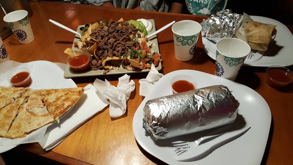 Pico De Gallo | restaurant | 2240 Del Monte Ave, Monterey, CA 93940, USA | 8316432000 OR +1 831-643-2000