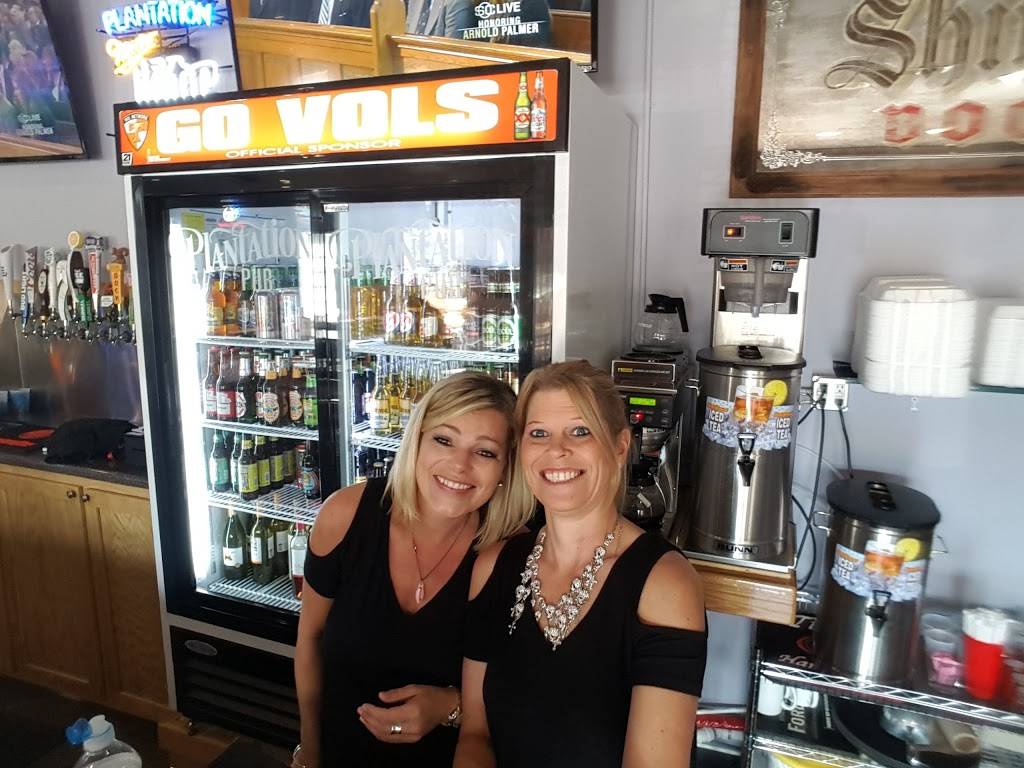 Plantation Pub | restaurant | 8321 Sawyer Brown Rd, Nashville, TN 37221, USA | 6298002221 OR +1 629-800-2221