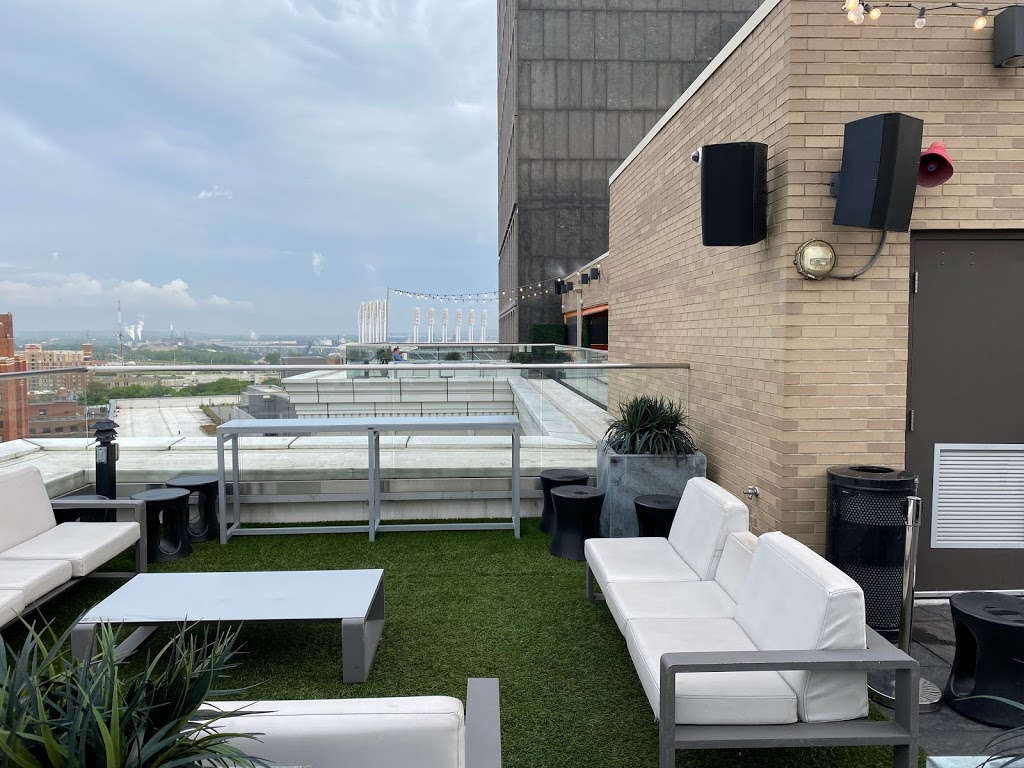 Azure | restaurant | 2017 E. 9th Street The 9 - Level 12, Cleveland, OH 44115, USA | 2162391200 OR +1 216-239-1200