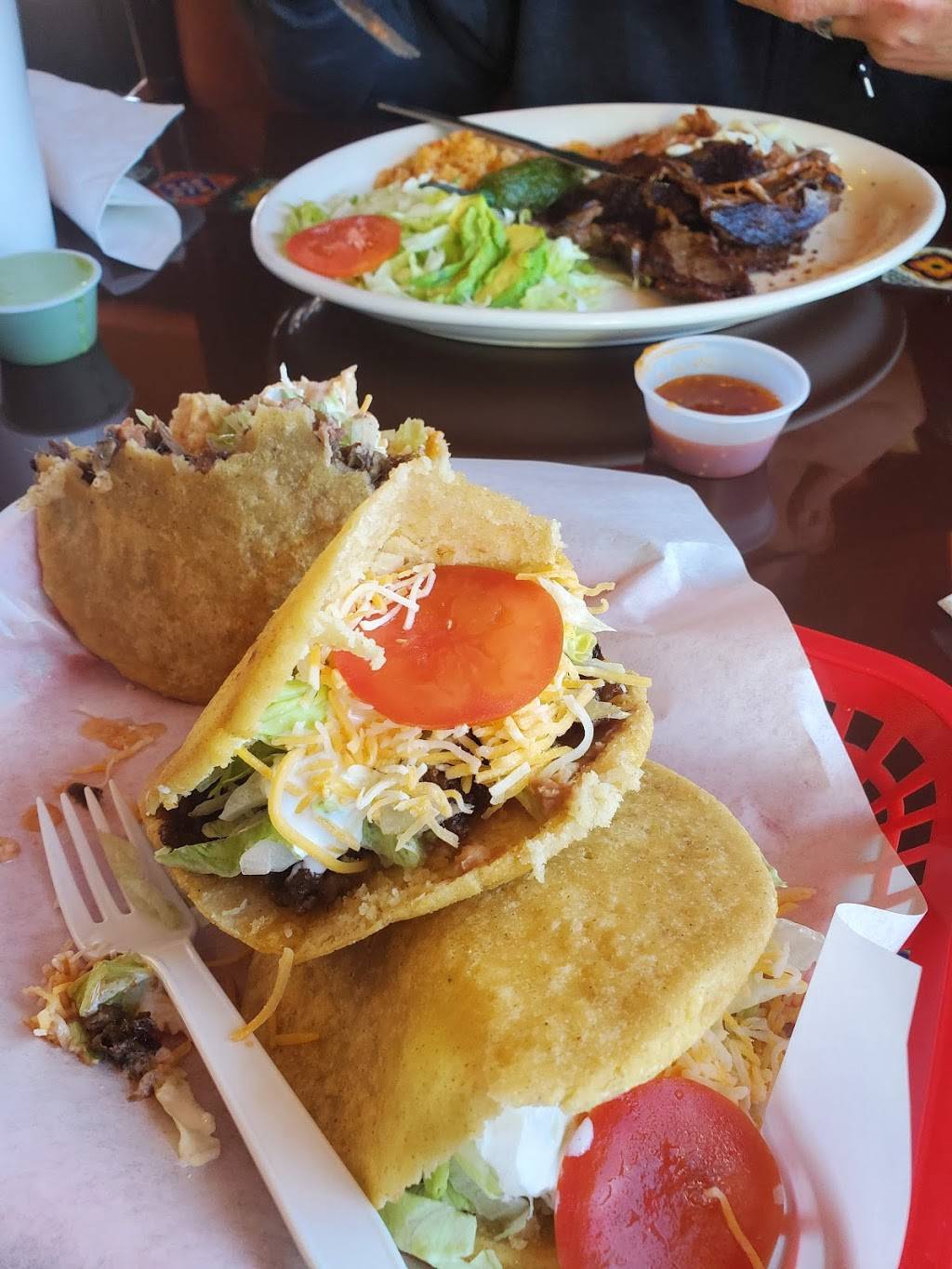 Tacos Chihuas | restaurant | 248 N Main St, Brighton, CO 80601, USA | 3036370933 OR +1 303-637-0933