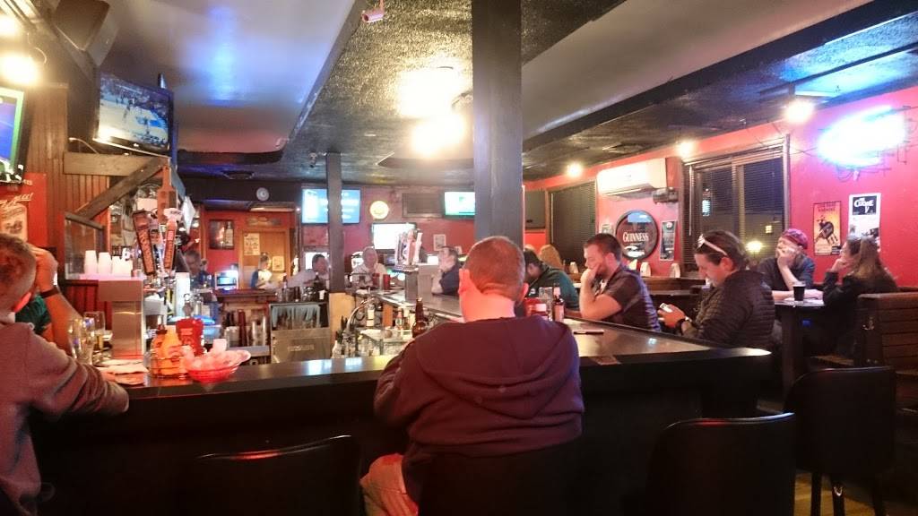 Paulies Pub and Eatery | restaurant | 8031 W Greenfield Ave, West Allis, WI 53214, USA | 4143951712 OR +1 414-395-1712