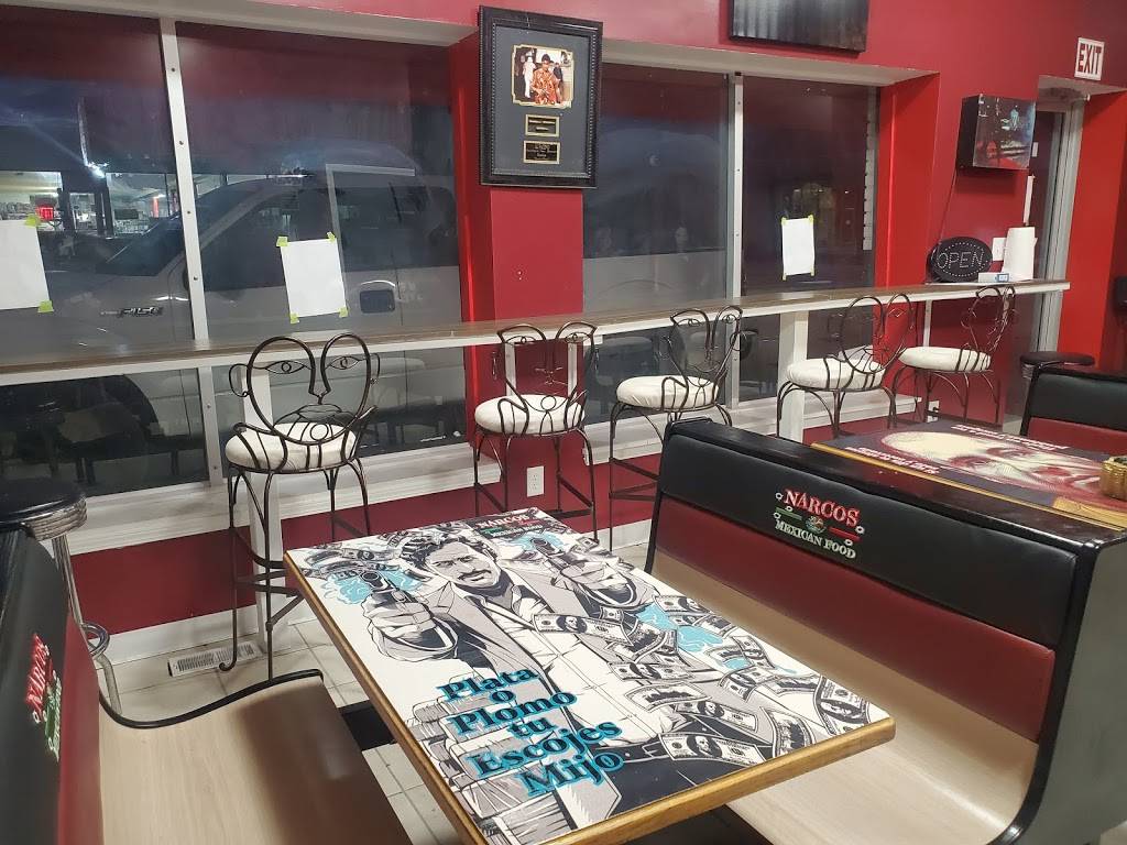 Narcos Mexican Food | restaurant | 4604 E 10th St, Indianapolis, IN 46201, USA | 3174999995 OR +1 317-499-9995