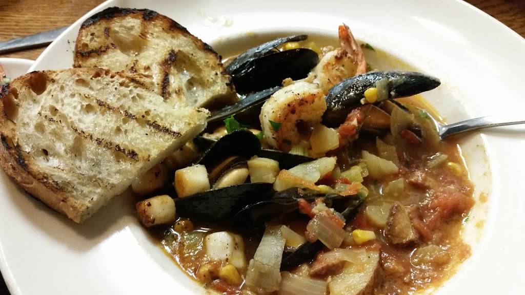 BakeChop | restaurant | 110 Artisan Alley, DeLand, FL 32720, USA | 3868736524 OR +1 386-873-6524