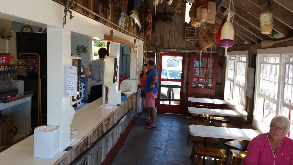 Jims Clam Shack | restaurant | 227 Clinton Ave, Falmouth, MA 02540, USA | 5085407758 OR +1 508-540-7758