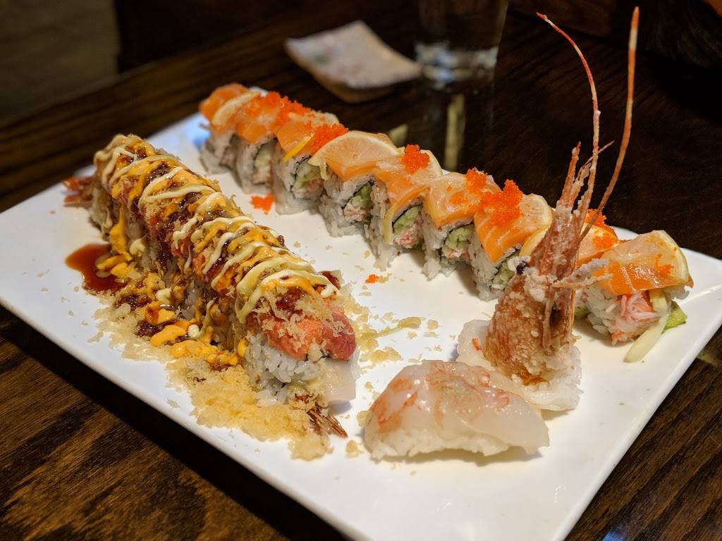 Sushi Moto | restaurant | 436 Elmwood Rd, Lansing, MI 48917, USA | 5175804321 OR +1 517-580-4321