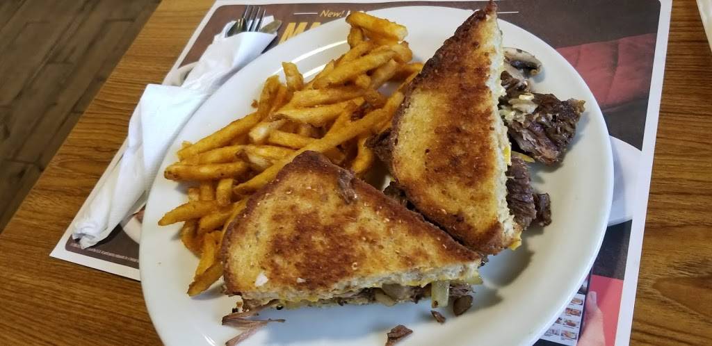 Flying J Travel Center | restaurant | 100 N Kings Hwy, Fort Pierce, FL 34945, USA | 7724610091 OR +1 772-461-0091