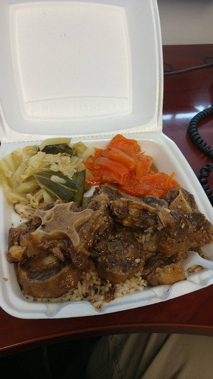 Heavenly choices | restaurant | 3810 Cavalcade St, Houston, TX 77026, USA | 8324910352 OR +1 832-491-0352