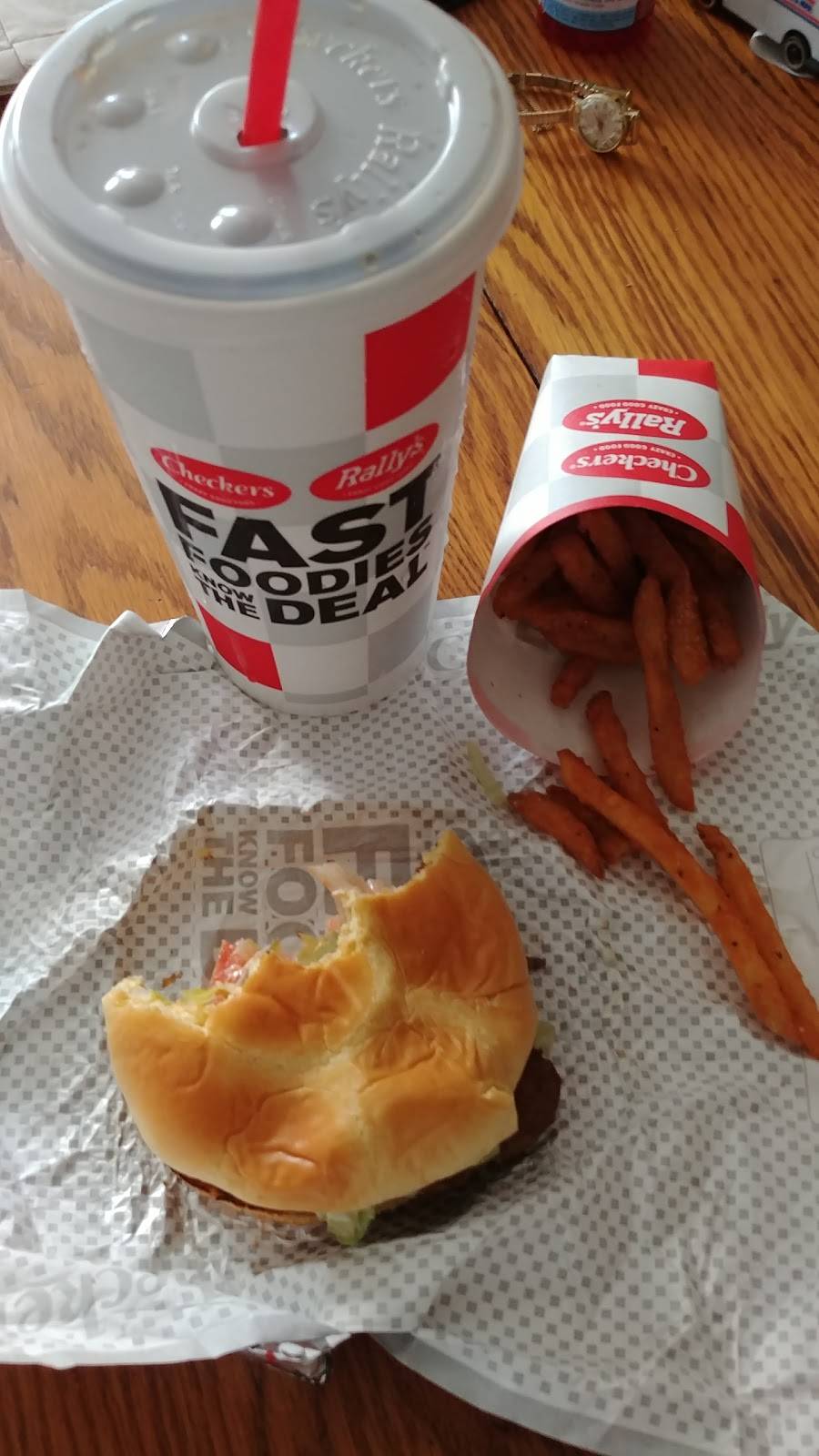 Checkers | restaurant | 258 Portion Rd, Lake Ronkonkoma, NY 11779, USA | 6316488913 OR +1 631-648-8913