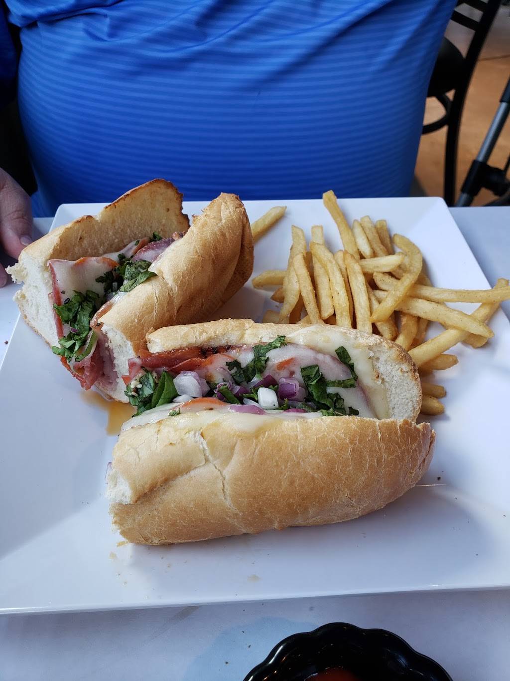 Stevarinos Italian Eatery & Pub | restaurant | 325 Cherokee Blvd, Chattanooga, TN 37405, USA | 4236485420 OR +1 423-648-5420