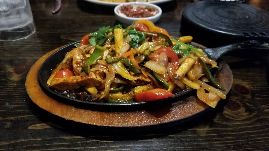 Que Pasa Mexican Cafe | cafe | 9000 Ming Ave, Bakersfield, CA 93311, USA | 6616641400 OR +1 661-664-1400