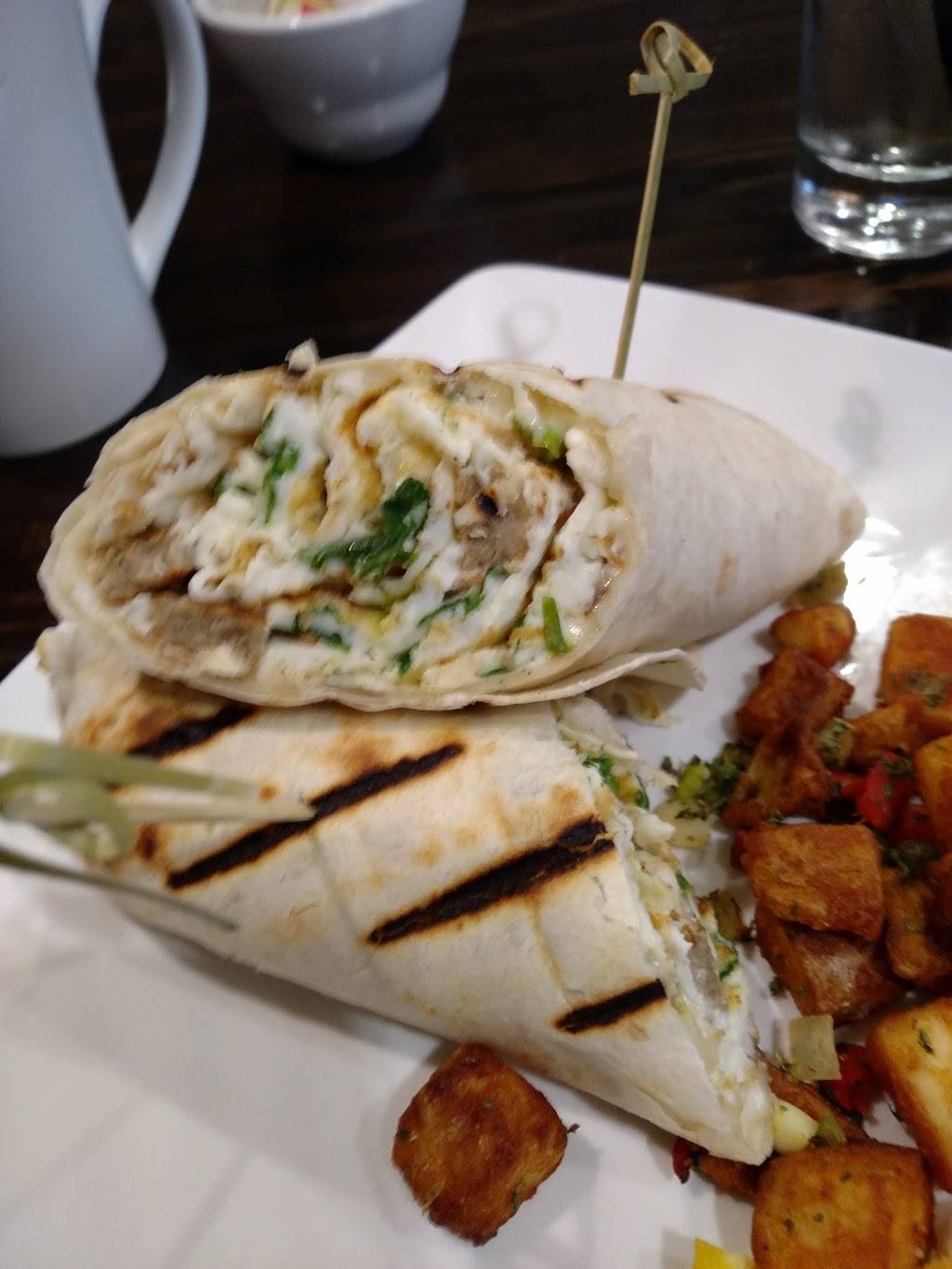 Suite Fire Bar and Grille | restaurant | 7601 N Orange Prairie Rd, Peoria, IL 61615, USA | 3096833399 OR +1 309-683-3399