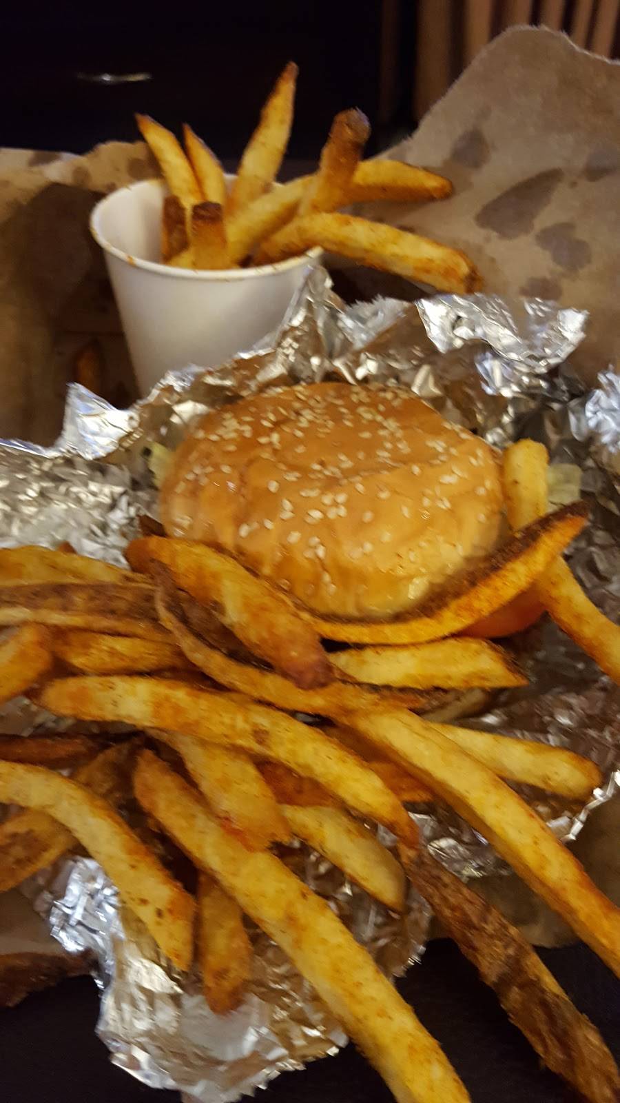 Five Guys | meal takeaway | 401 Broad St, Chattanooga, TN 37402, USA | 4235318267 OR +1 423-531-8267