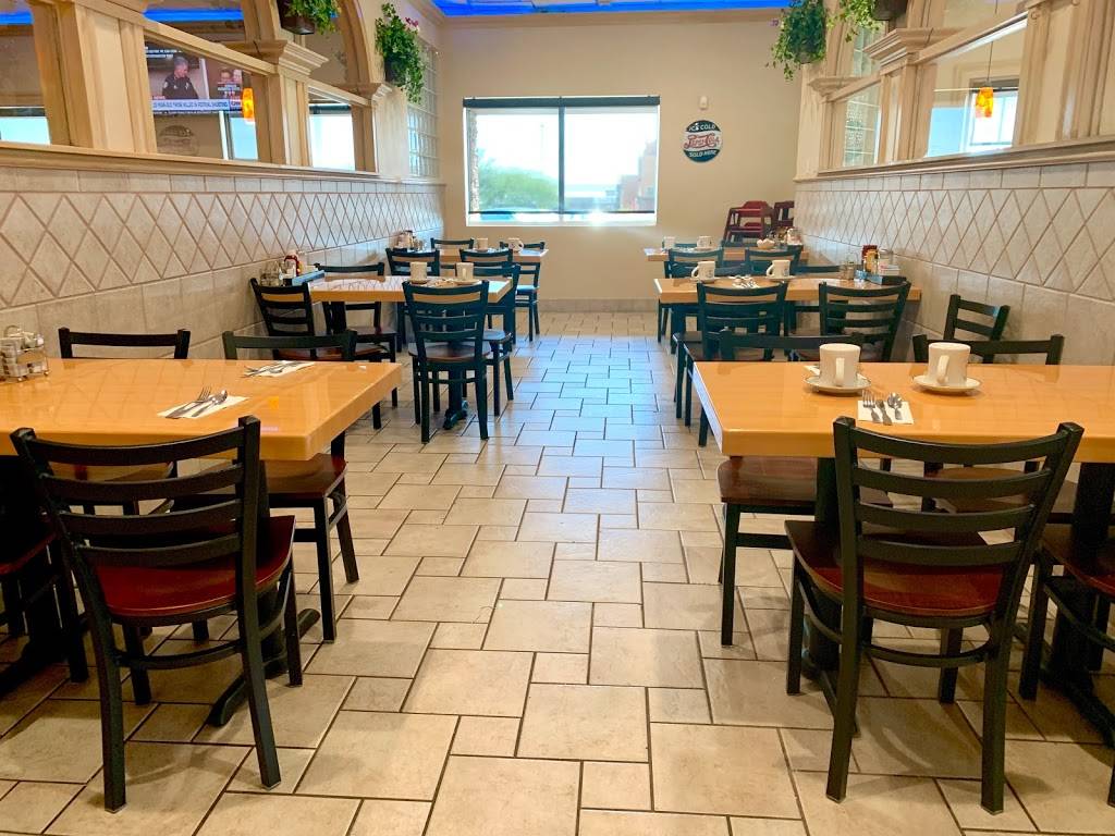 Blueberry Hill Family Restaurant | restaurant | 1280 S Decatur Blvd, Las Vegas, NV 89102, USA | 7028778867 OR +1 702-877-8867