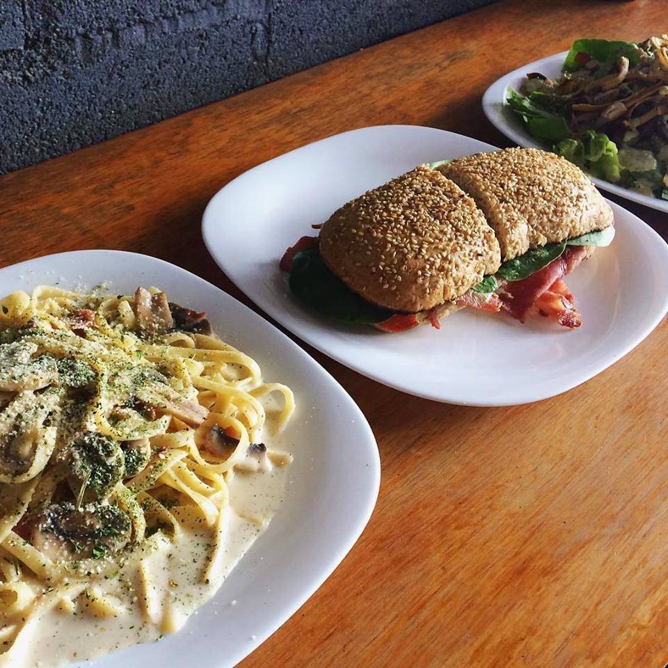 Pitza Mx | restaurant | Carretera Libre Tijuana-Ensenada #300, RS Rosarito, Reforma, 22704 Rosarito, B.C., Mexico | 016611041278 OR +52 661 104 1278