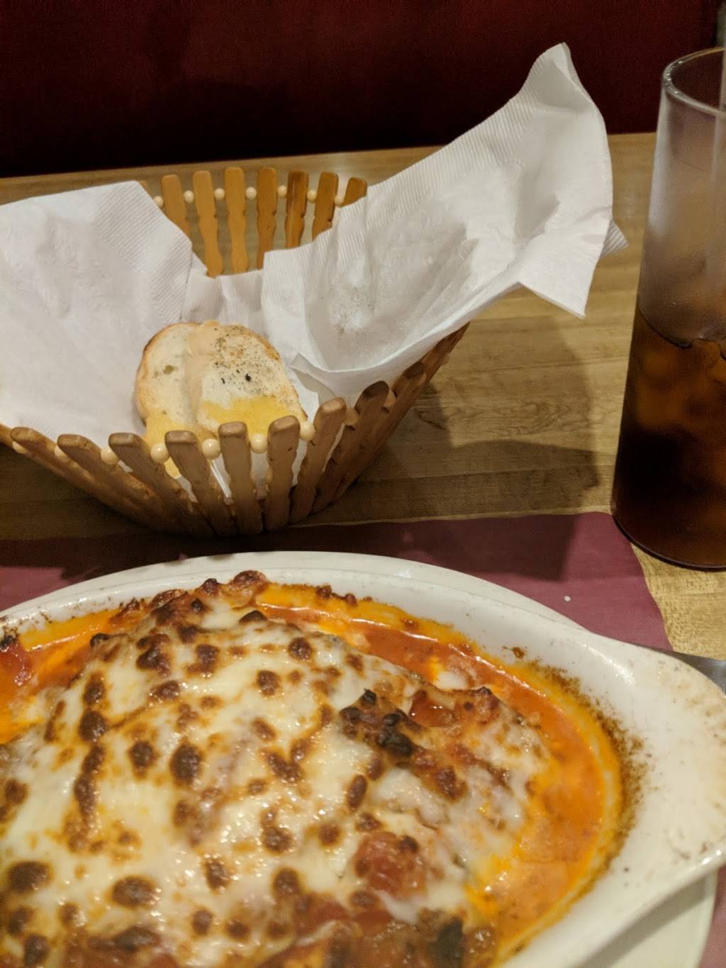 The Mad Italian Pasta & Steak House | restaurant | 2545 S Crater Rd, Petersburg, VA 23805, USA | 8047329268 OR +1 804-732-9268