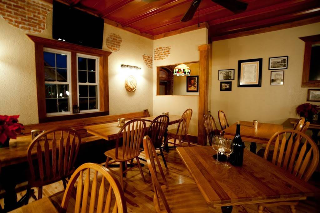 PerillosPizzeria | meal takeaway | 5 S Broadway St, North Salem, IN 46165, USA | 7656764171 OR +1 765-676-4171