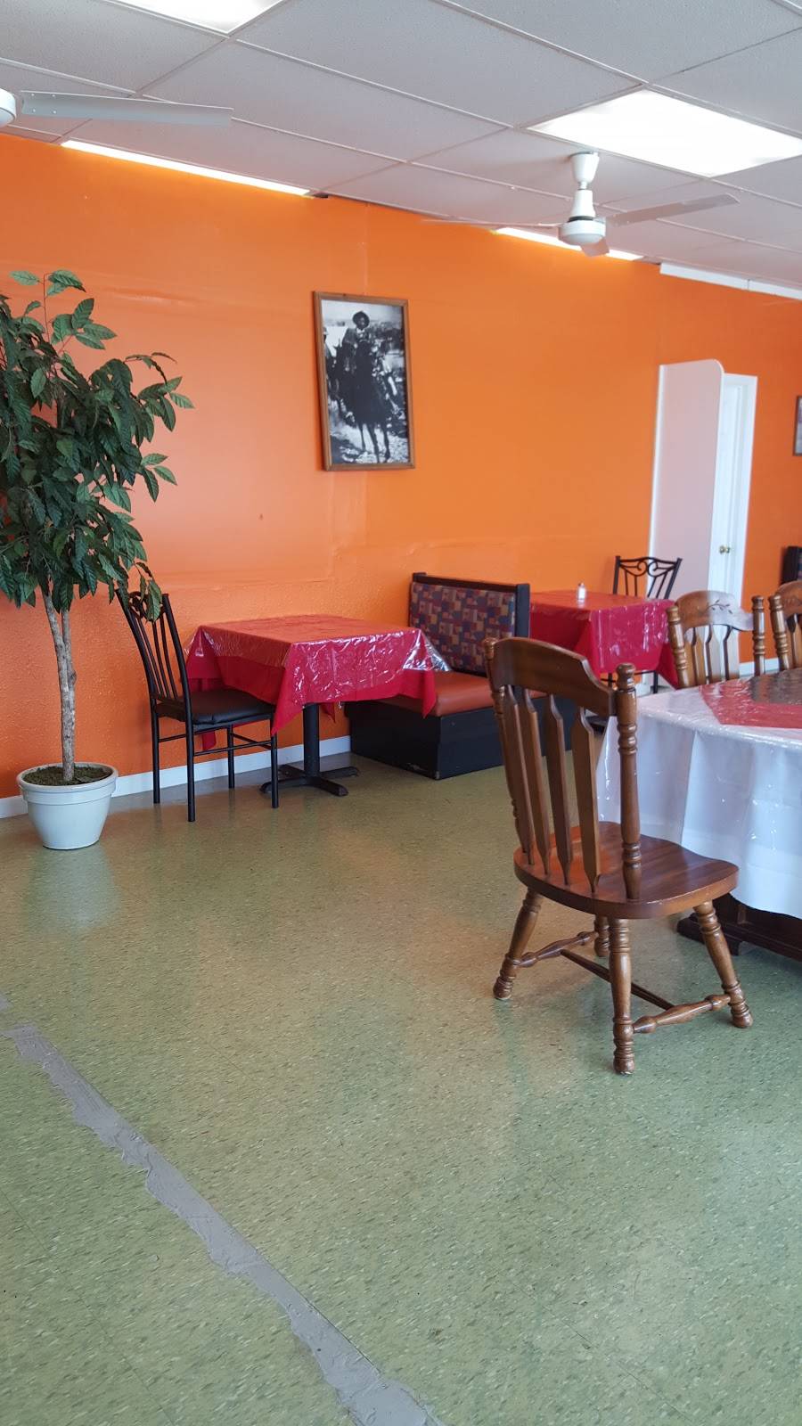 Viejo Padilla Mexican Restaurant | restaurant | 22513 Community Dr, New Caney, TX 77357, USA | 2817476592 OR +1 281-747-6592