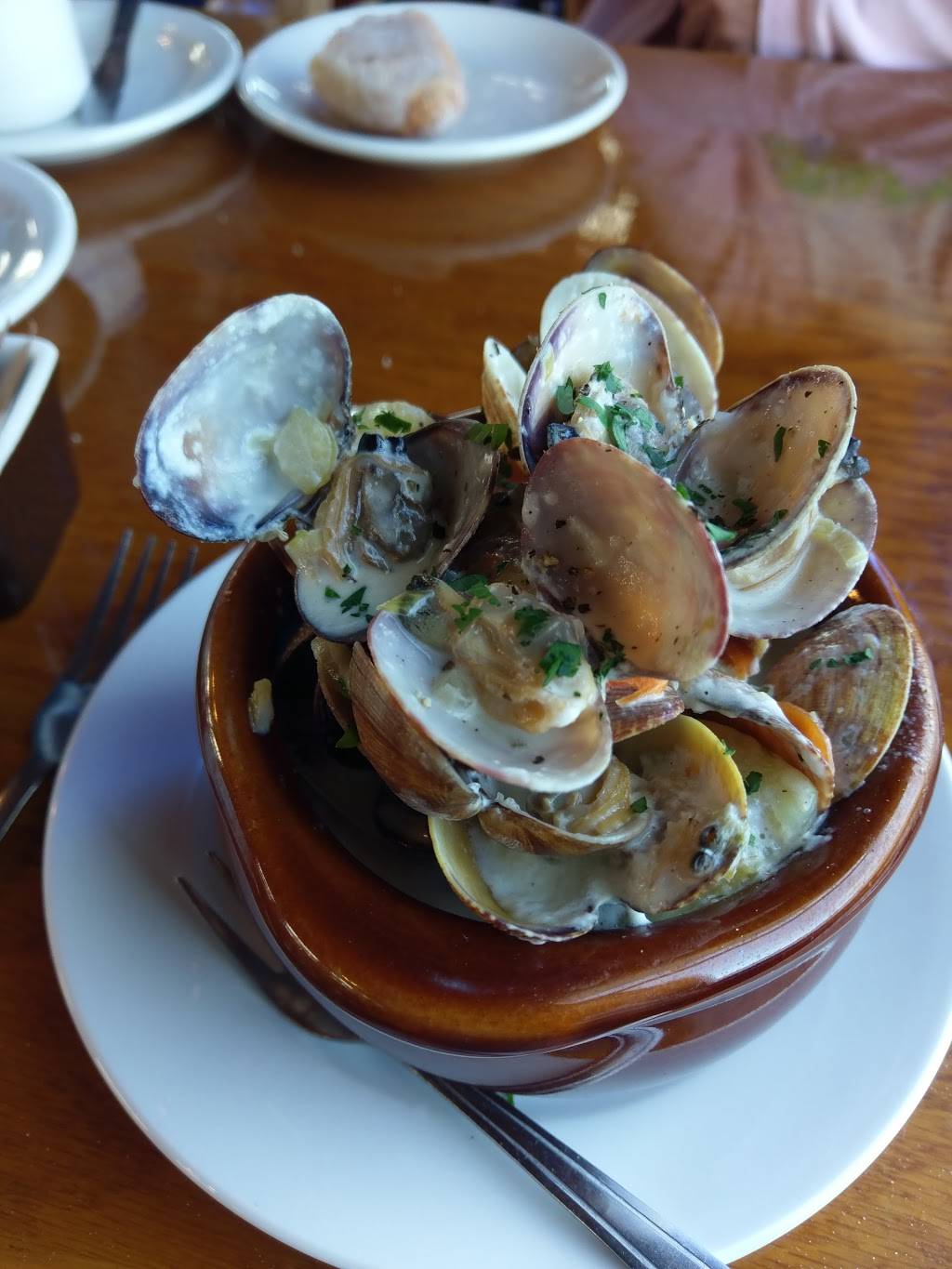 Tonys Seafood Restaurant | restaurant | 18863 Shoreline Hwy, Marshall, CA 94940, USA | 4156631107 OR +1 415-663-1107