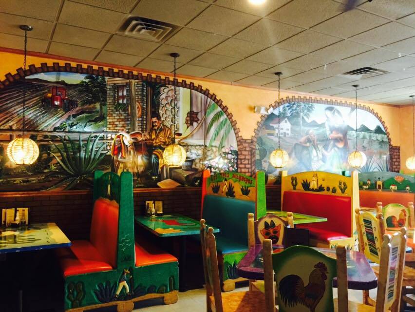 Los Tres Magueyes | restaurant | 1956, 401 Wake Chapel Rd, Fuquay-Varina, NC 27526, USA | 9195523957 OR +1 919-552-3957