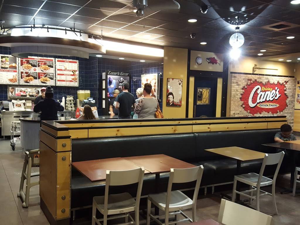 Raising Canes Chicken Fingers | meal takeaway | 6199 S Virginia St, Reno, NV 89502, USA | 7758532263 OR +1 775-853-2263