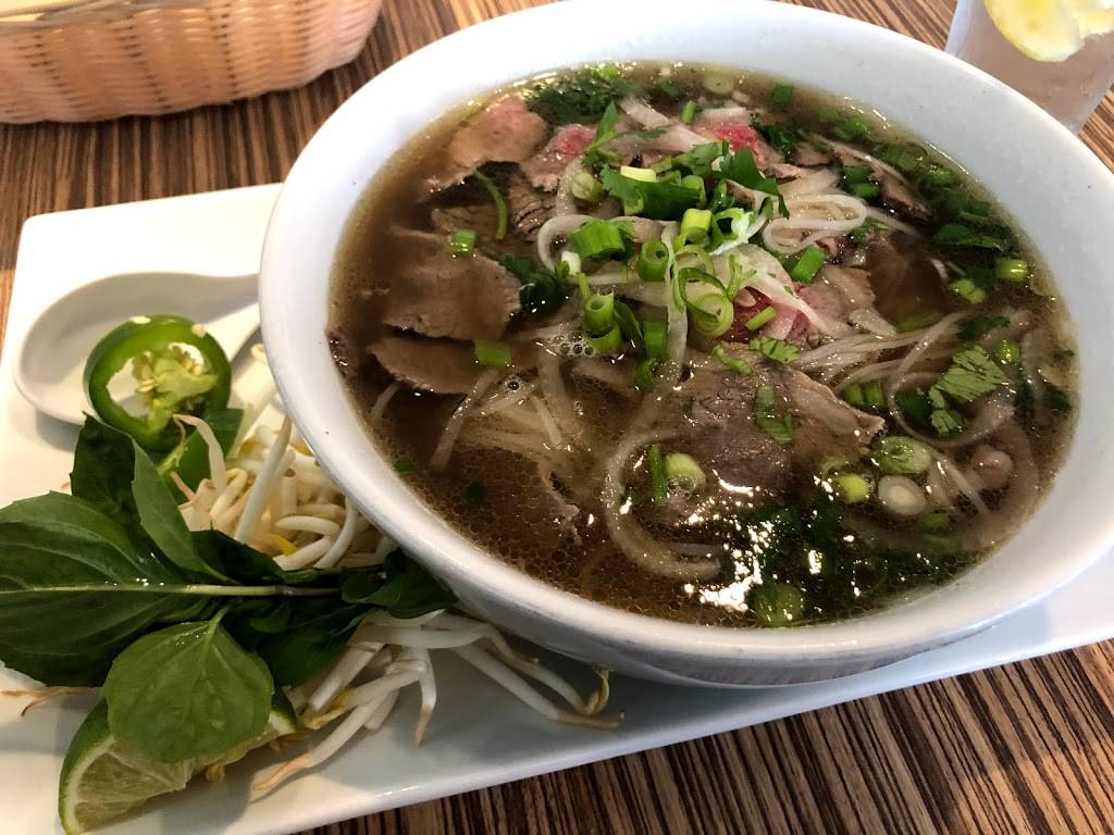 Basilic Vietnamese Grill | restaurant | 6592 W Atlantic Ave, Delray Beach, FL 33446, USA | 5612702951 OR +1 561-270-2951