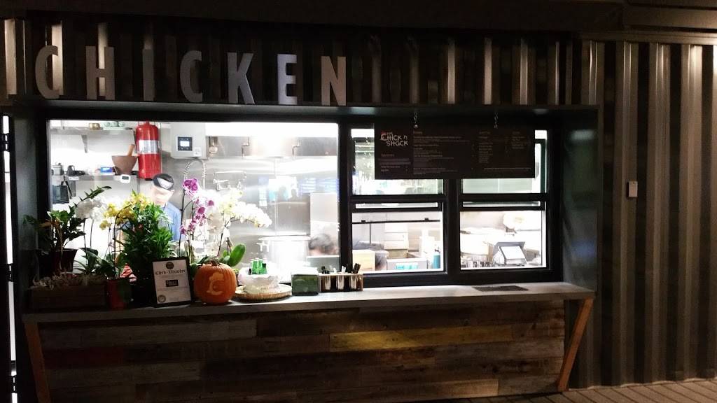 The Chick N Shack | restaurant | 12900 S Euclid St Unit 125, Garden Grove, CA 92840, USA | 7144626419 OR +1 714-462-6419
