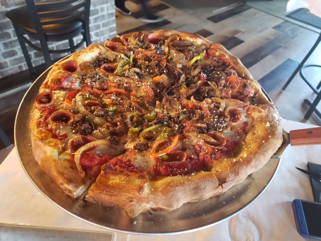 Coal Haus 337 | restaurant | 337 N Roosevelt Ave, Burlington, IA 52601, USA | 3197540064 OR +1 319-754-0064