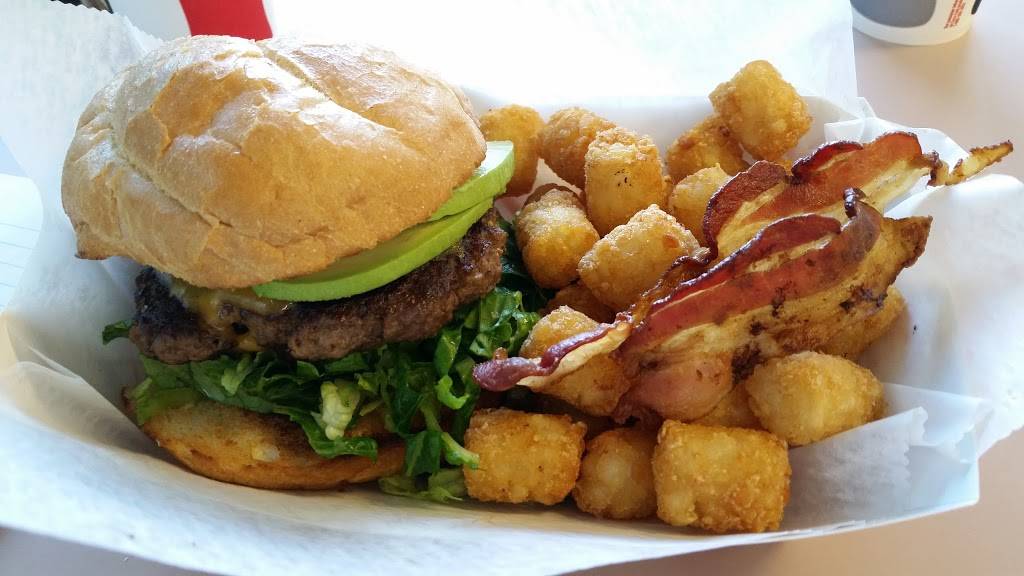 Megabytes Eatery | restaurant | 14100 Sullyfield Cir, Chantilly, VA 20151, USA | 7034665111 OR +1 703-466-5111