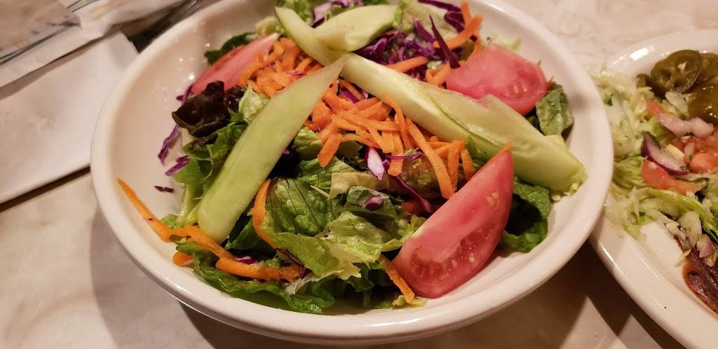 Chuys | restaurant | 9235 Kingston Pike, Knoxville, TN 37922, USA | 8656704141 OR +1 865-670-4141