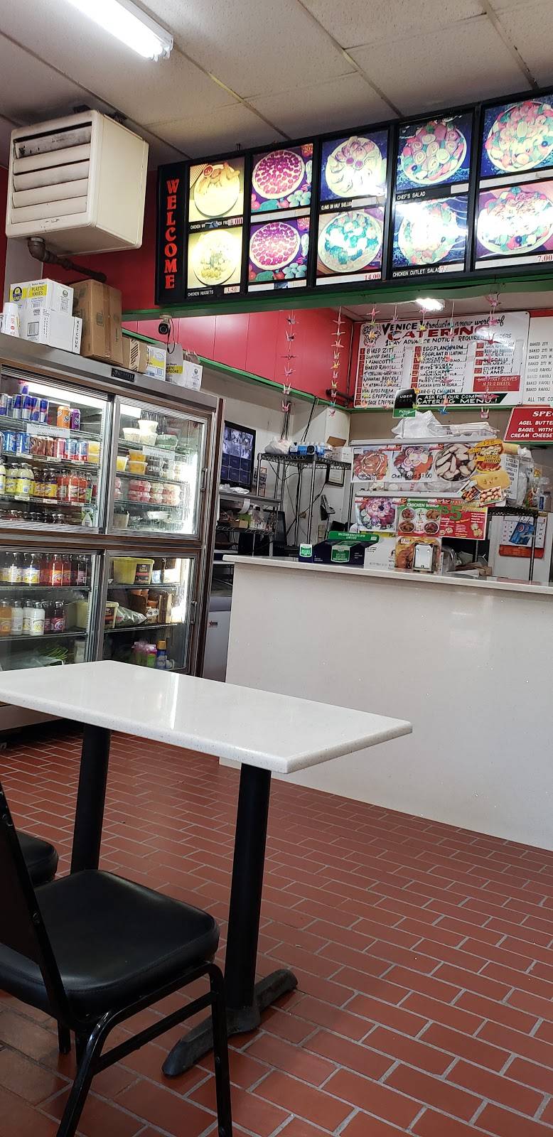 Venice Pizzeria | meal delivery | 1539 Unionport Rd, The Bronx, NY 10462, USA | 7188285664 OR +1 718-828-5664