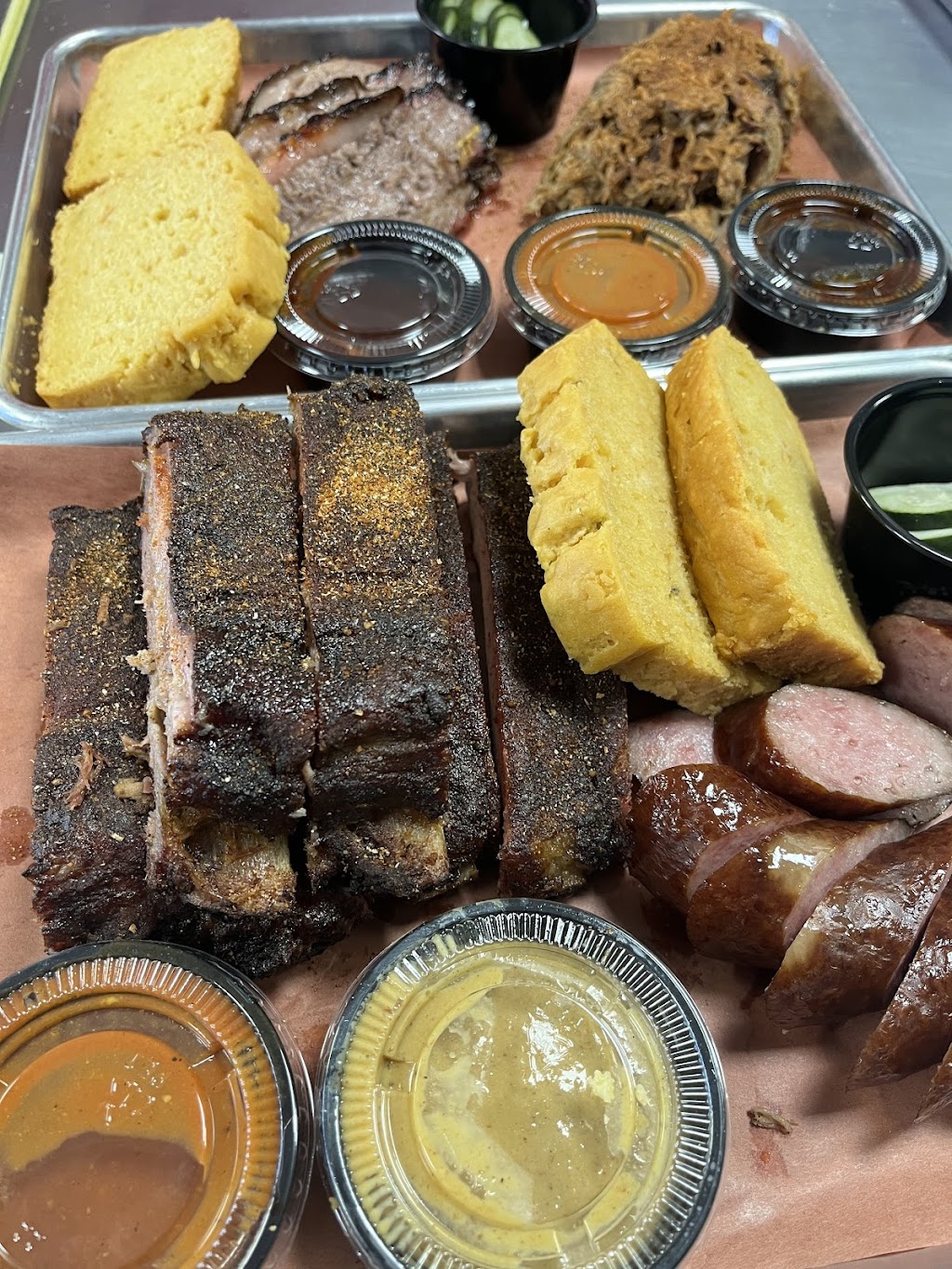 Tanglewood Fire and Smoke | restaurant | 148 Morton Ave, Folsom, PA 19033, USA | 6105832103 OR +1 610-583-2103