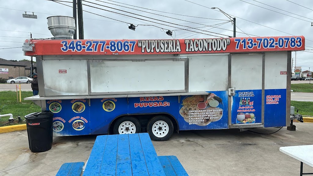 Kroozin Food Park | restaurant | 14151 Tomball Pkwy, Houston, TX 77086, USA | 8329474284 OR +1 832-947-4284