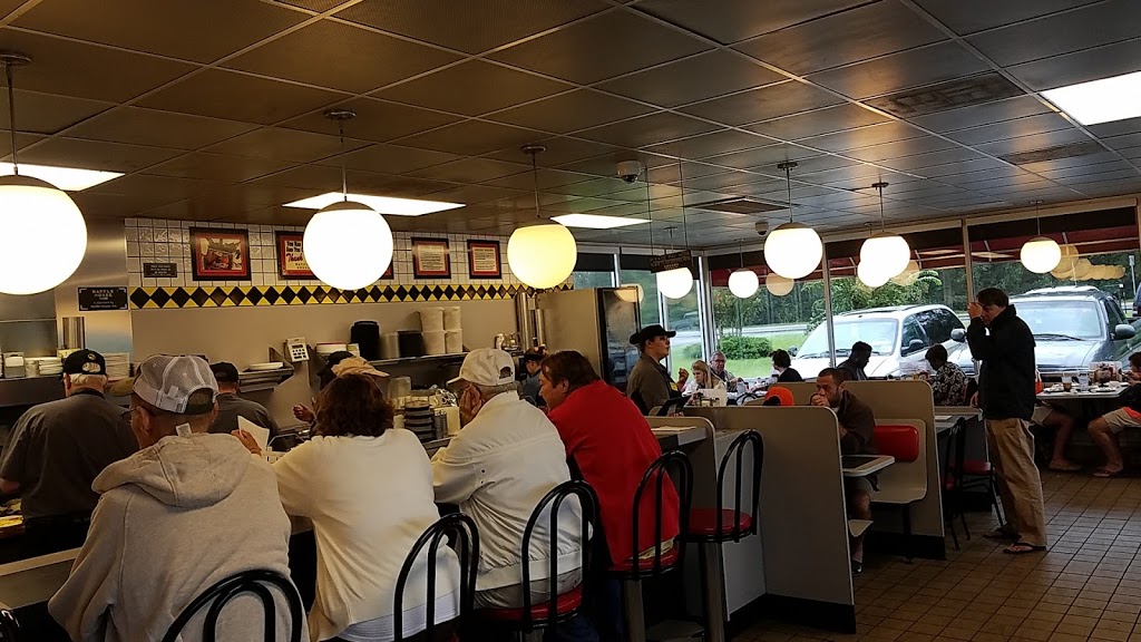 Waffle House | meal takeaway | 10401 US-84, Thomasville, GA 31757, USA | 2292264433 OR +1 229-226-4433
