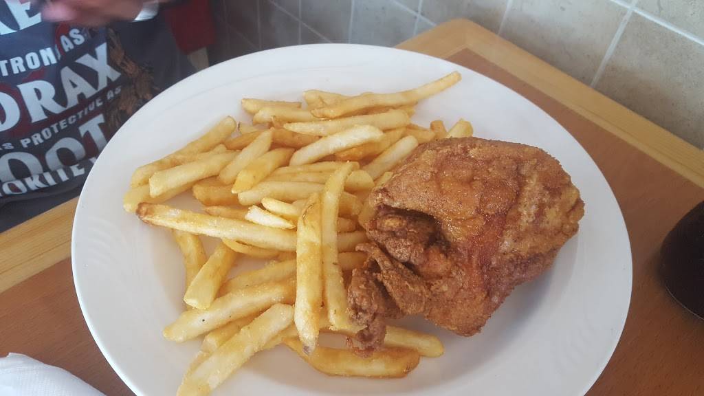 Pollo Royal | restaurant | 4517 N Tryon St, Charlotte, NC 28213, USA | 7045962239 OR +1 704-596-2239