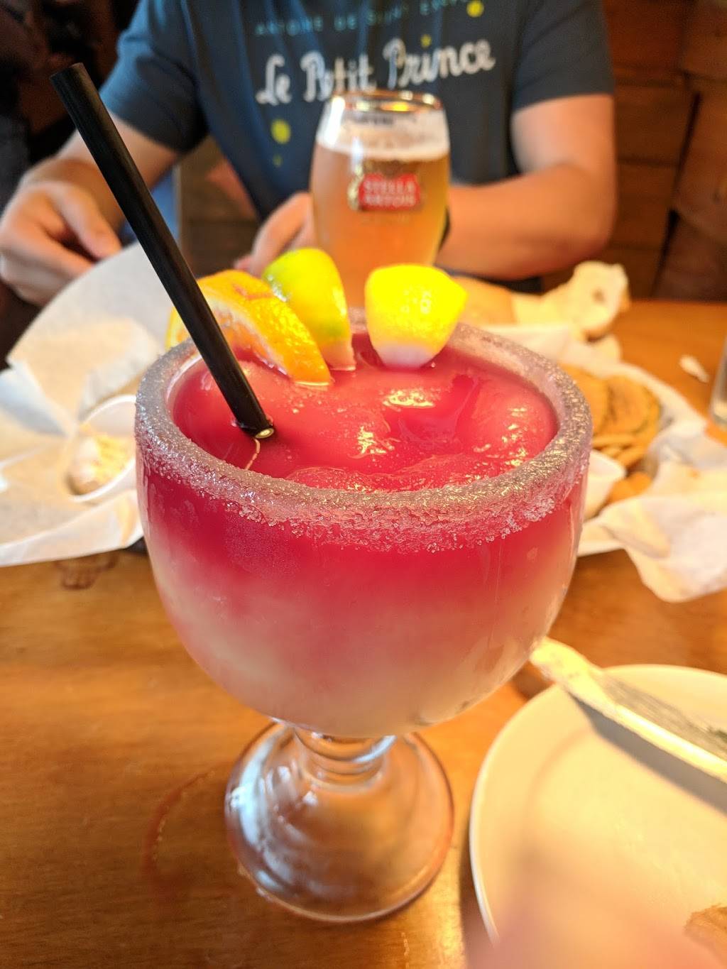 Texas Roadhouse | restaurant | 631 Berlin - Cross Keys Rd, Sicklerville, NJ 08081, USA | 8567404388 OR +1 856-740-4388